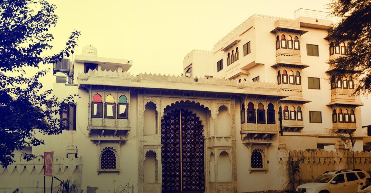 Castle Narela Lake Resort Roop Pura Exterior photo